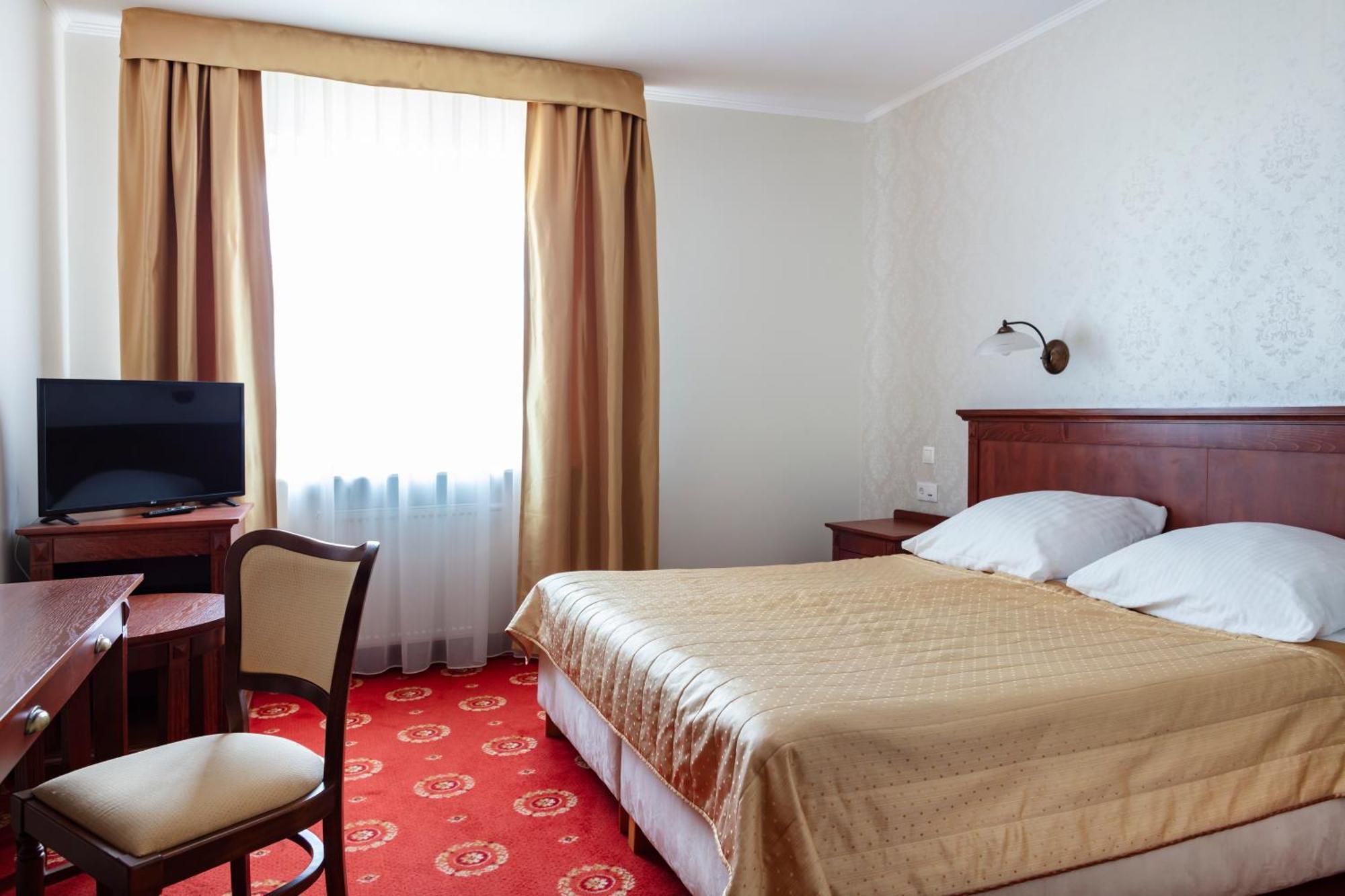 Arkadia Royal Hotel 3*